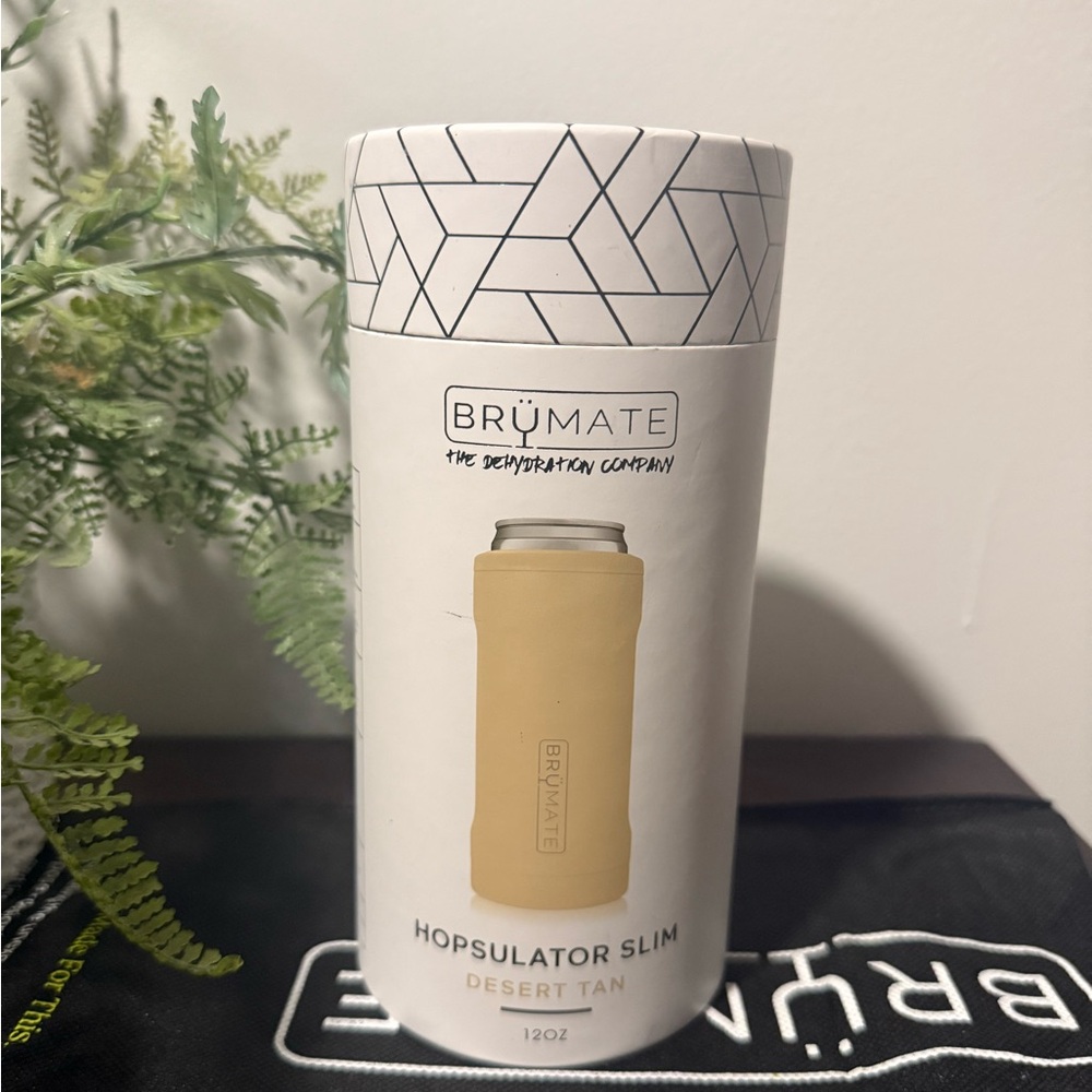 BruMate Hopsulator Slim Desert Tan 12oz slim cans